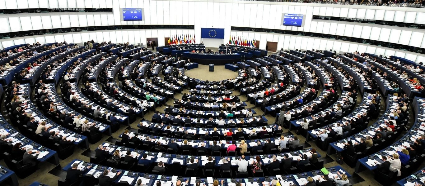 H Ευρωβουλή ετοιμάζεται να κινηθεί νομικά κατά της Κομισιόν - Ζητά την σύνδεση Ταμείου Ανάκαμψης και Κράτους Δικαίου
